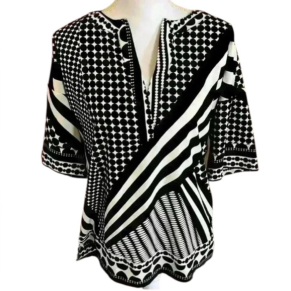 Liz Claiborne small (oversized) blouse. NWOT. Excellent condition. Wrinkle free - Picture 1 of 10